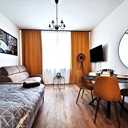 Podwale Apartment - Self Check-In 24H วรอตซวาฟ ภายนอก รูปภาพ